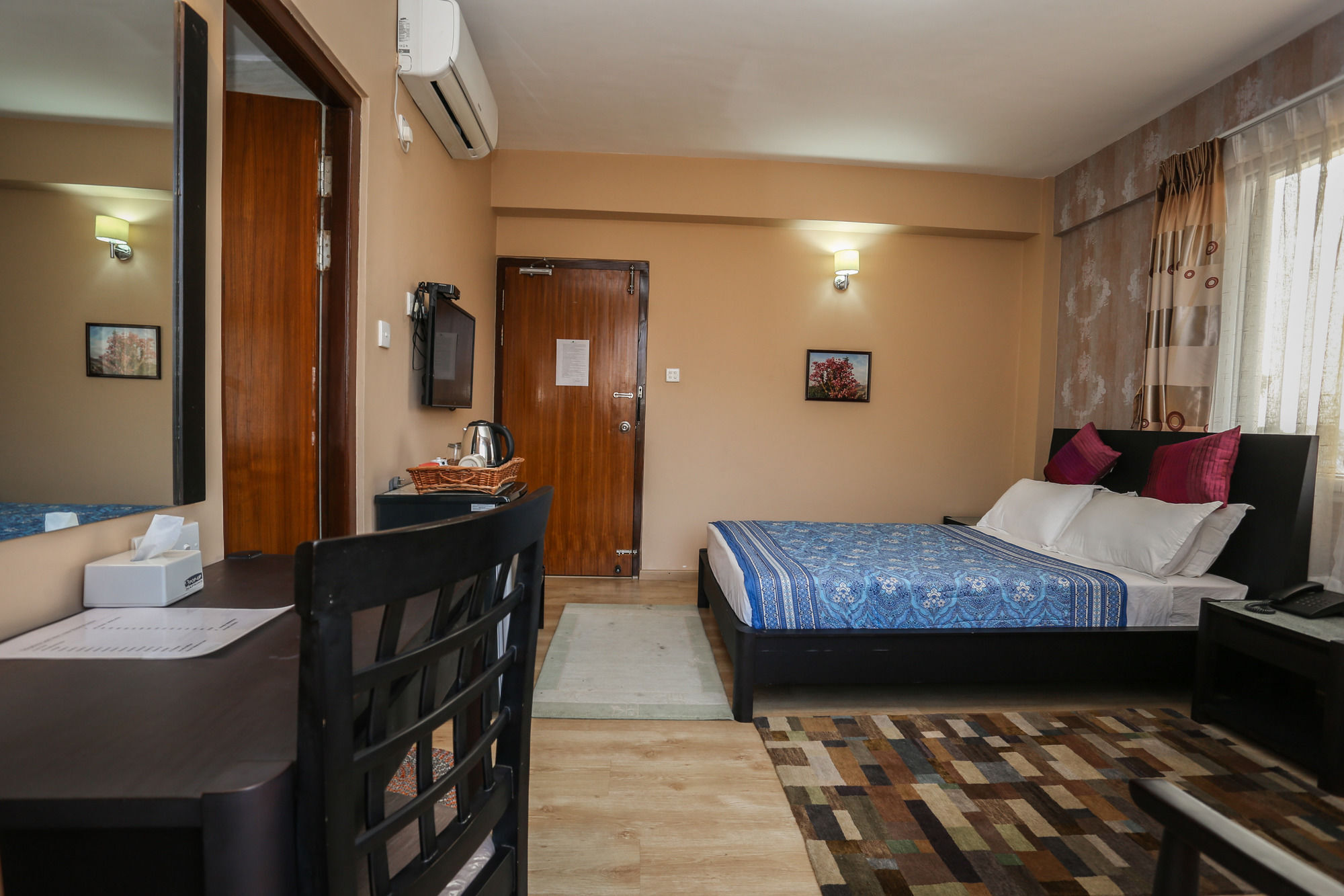 Nirvana Home Kathmandu Luaran gambar
