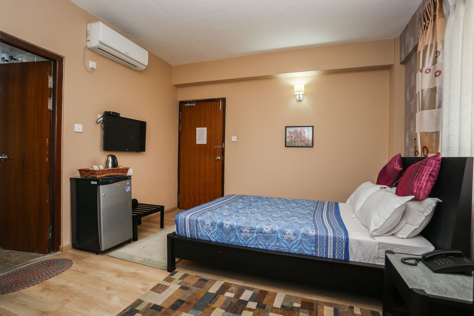 Nirvana Home Kathmandu Luaran gambar