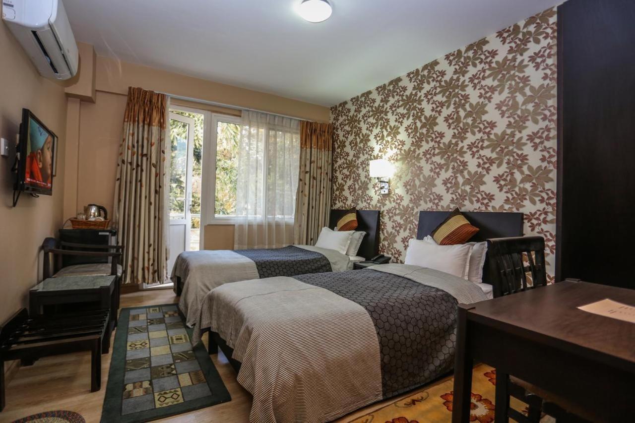Nirvana Home Kathmandu Luaran gambar